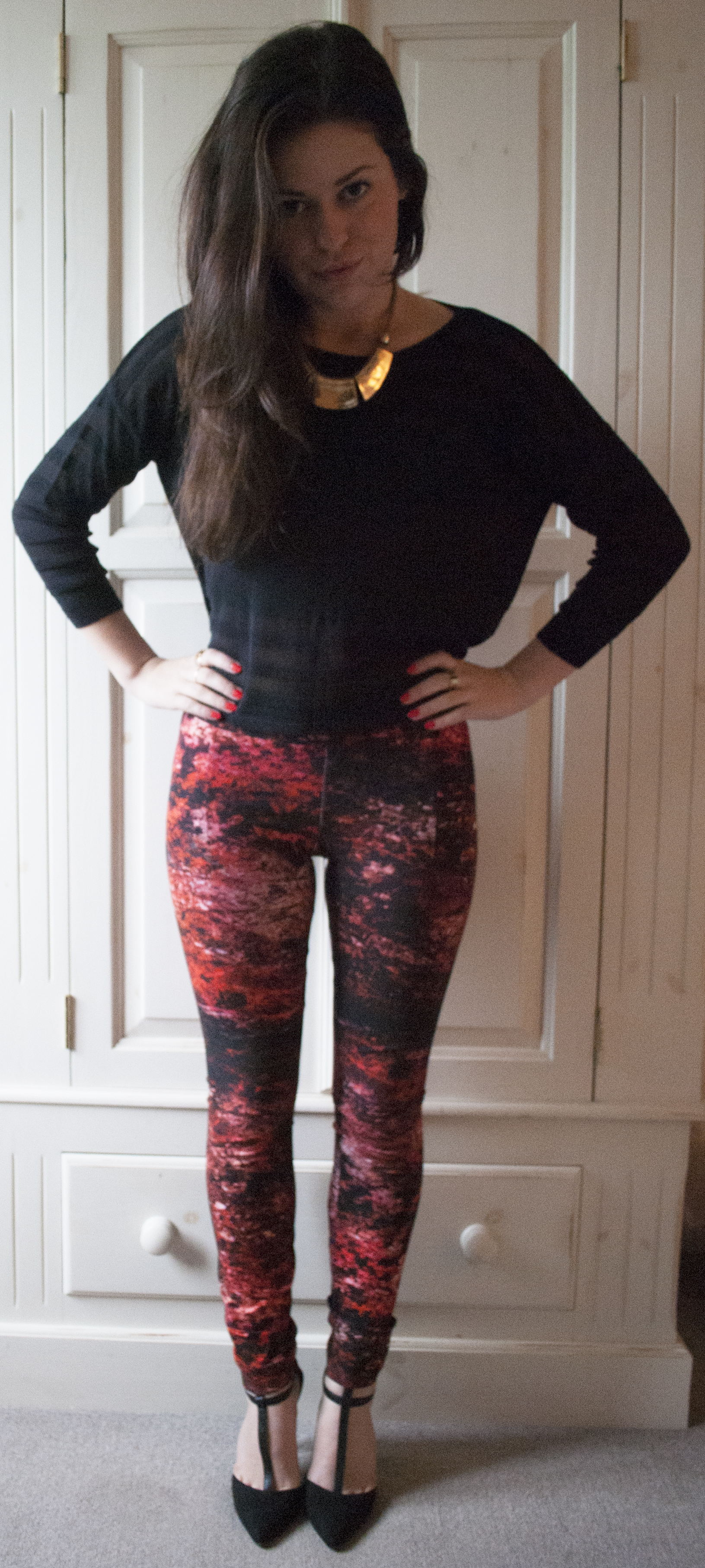 Wardrobe Staple – Patterned Leggings (and a little Lang)